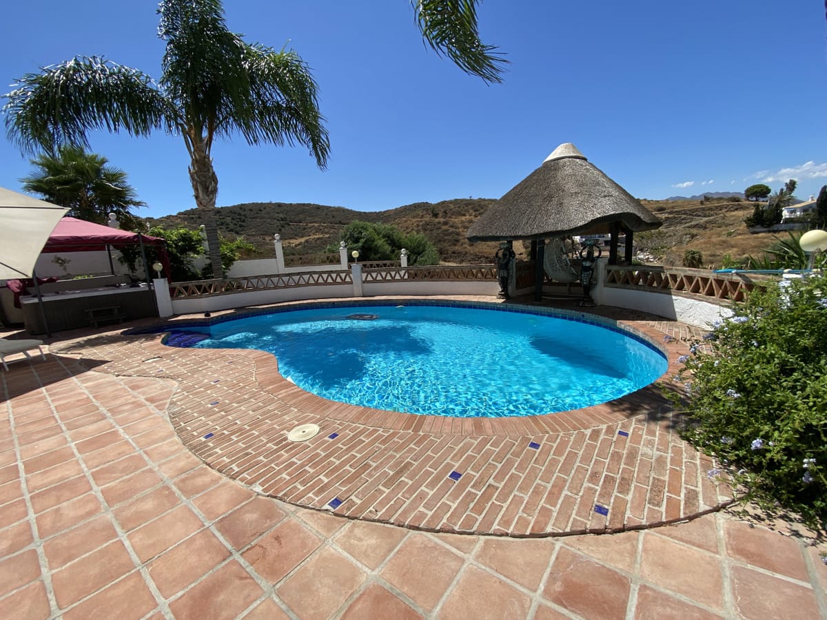 4-slaapkamer villa in Cerros del Aguila in Cerros del Aguila - foto 2