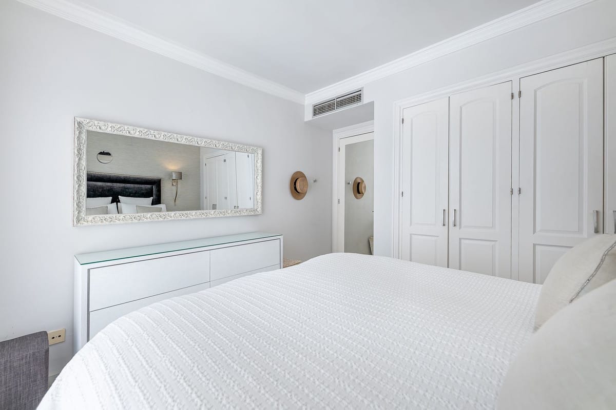 Drie-slaapkamerwoning in Nueva Andalucía in Nueva Andalucía - foto 12