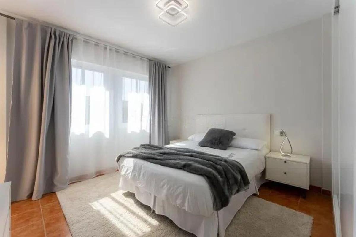 3-slaapkamer villa met zeezicht in Artola-Cabopino, Marbella in Marbella - foto 9