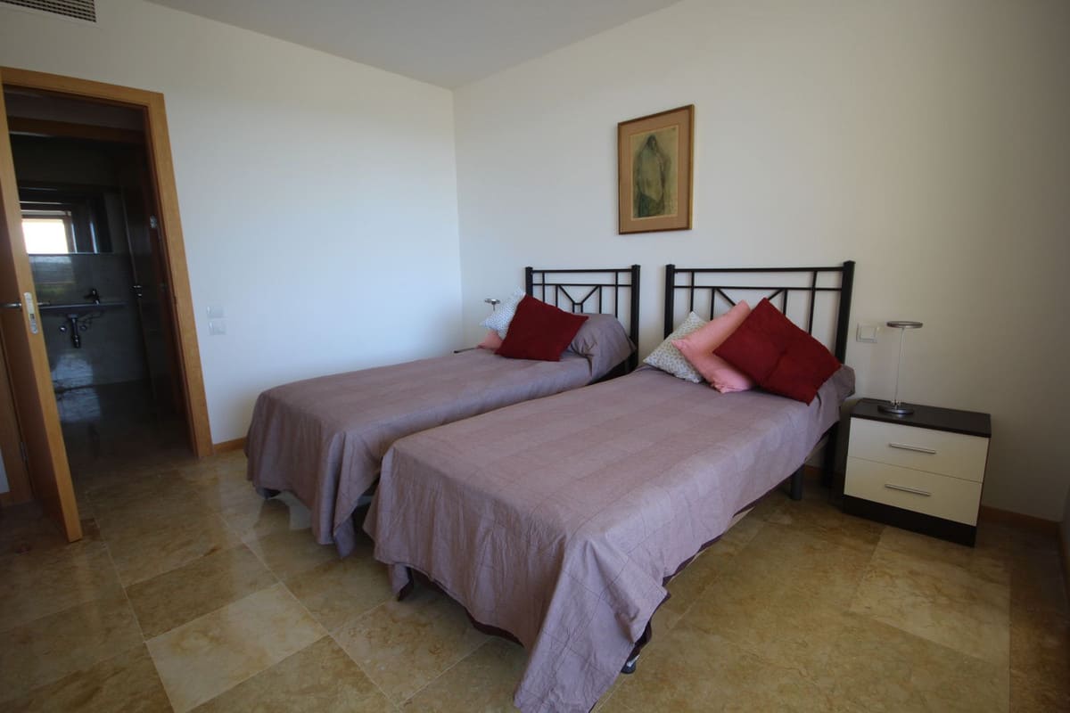Drie slaapkamers appartement in Los Monteros, Marbella in Los Monteros - foto 13
