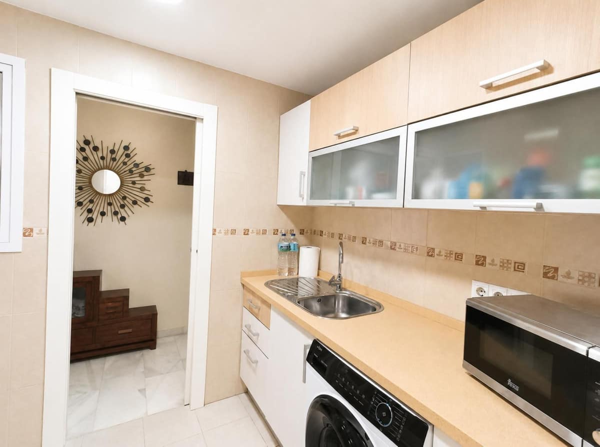 Ruim 3-slaapkamer appartement op de eerste verdieping met lift in Bailén Miraflores in Bailen Miraflores - foto 7