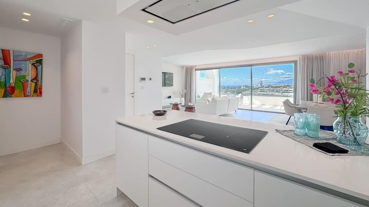 Drie-slaapkamer duplex-penthouse met terras en dakterras in Marbella in Marbella - foto 6