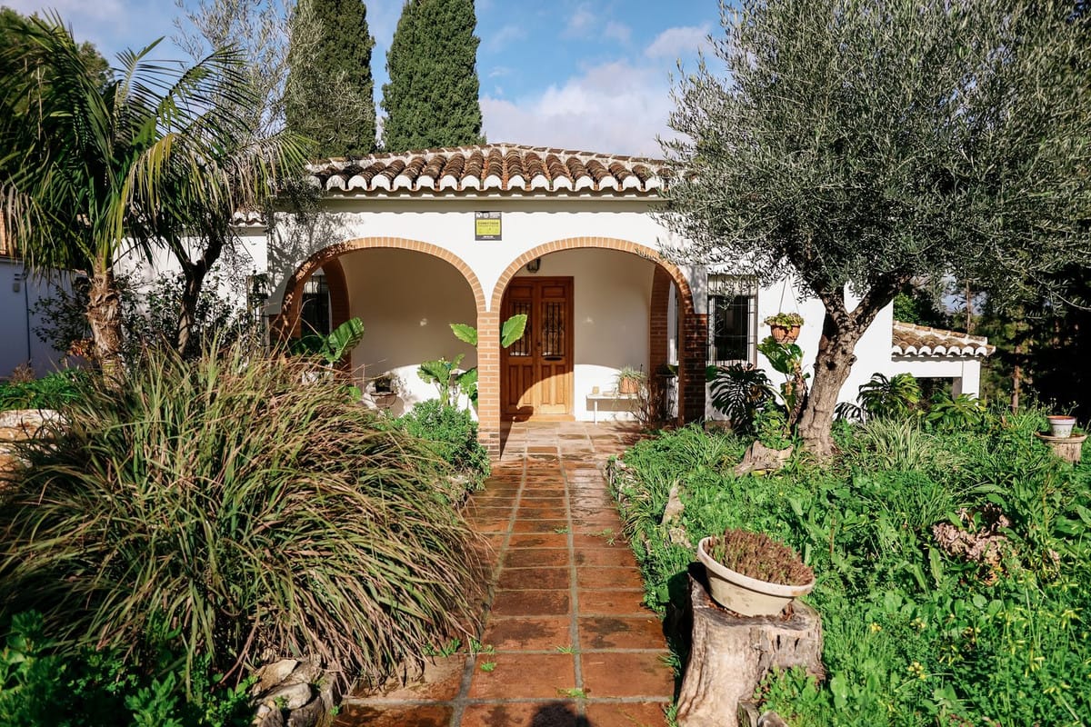 Landgoed met meerdere woningen en 8.300 m² in Alhaurín el Grande in Alhaurín el Grande - foto 5