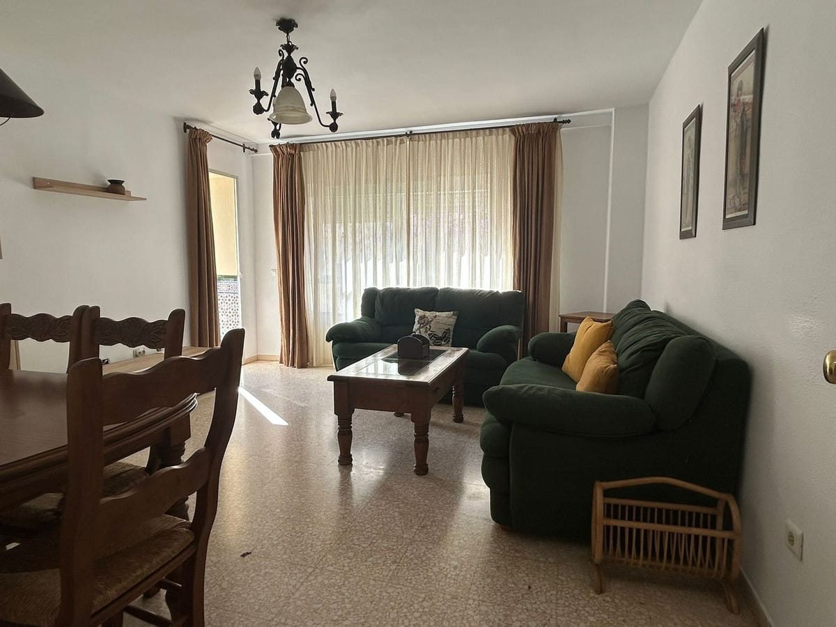 Appartement met 4 slaapkamers in Estepona in Estepona - foto 3