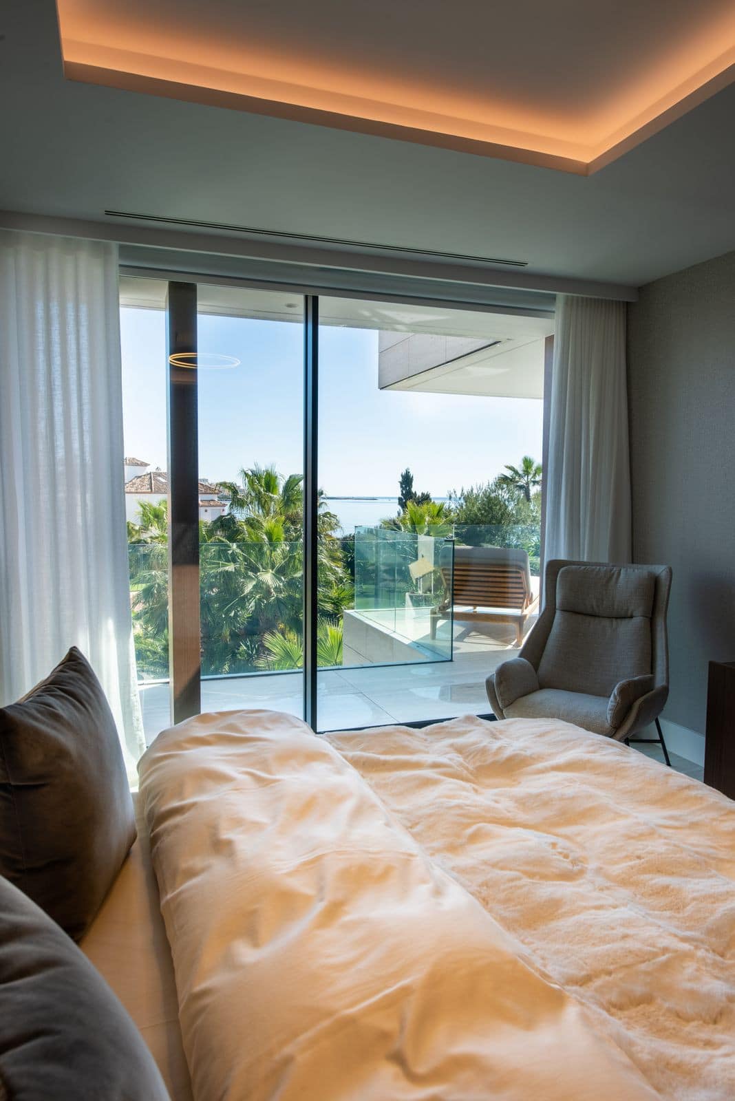 Luxueus 2-slaapkamer appartement aan het strand in Estepona in Estepona - foto 8