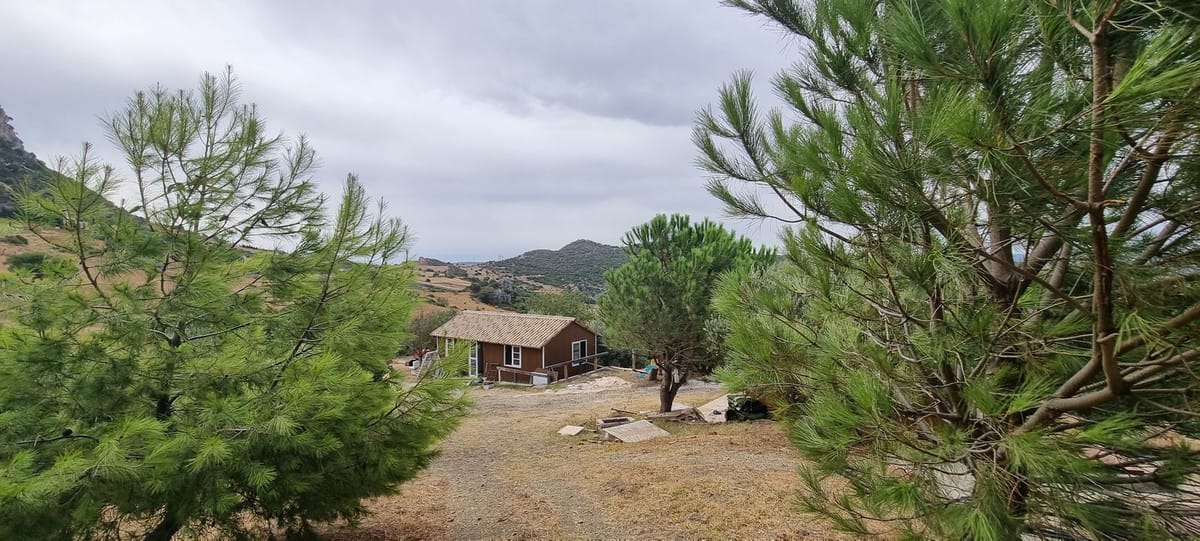 Finca met drie slaapkamers in Casares in Casares - foto 11