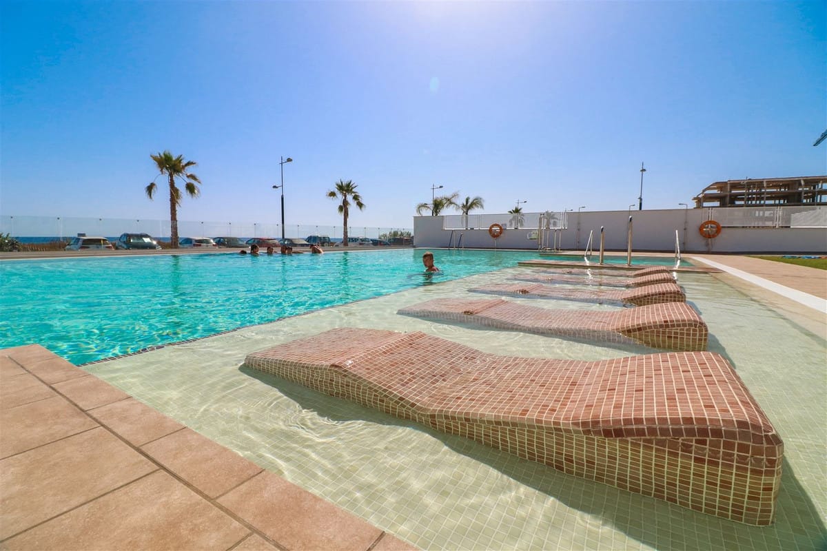 3-slaapkamer appartement in Torrox Costa in Torrox Costa - foto 2