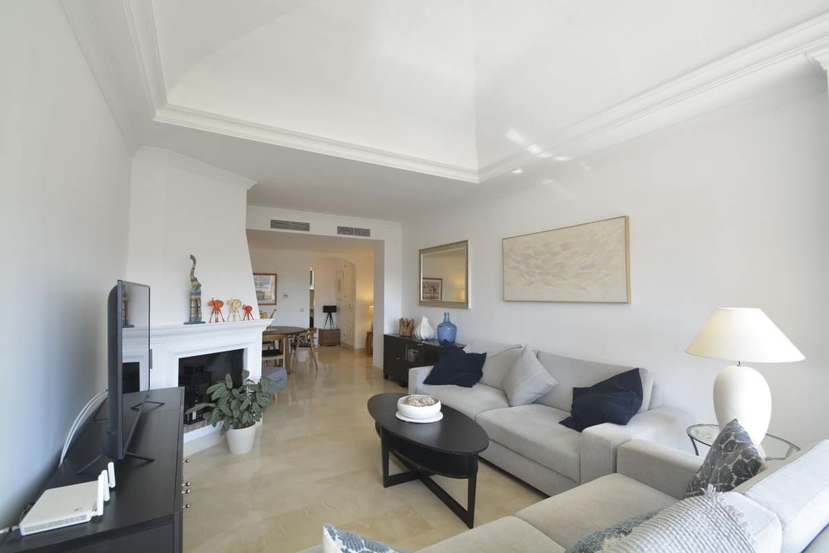 2 bedroom Apartment in Elviria in Elviria - foto 4
