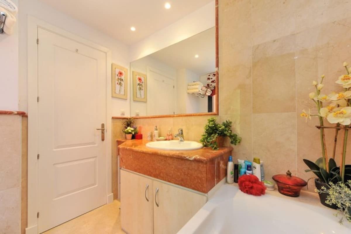2-slaapkamer appartement in Calahonda met 100 m² privéterras in Calahonda - foto 16
