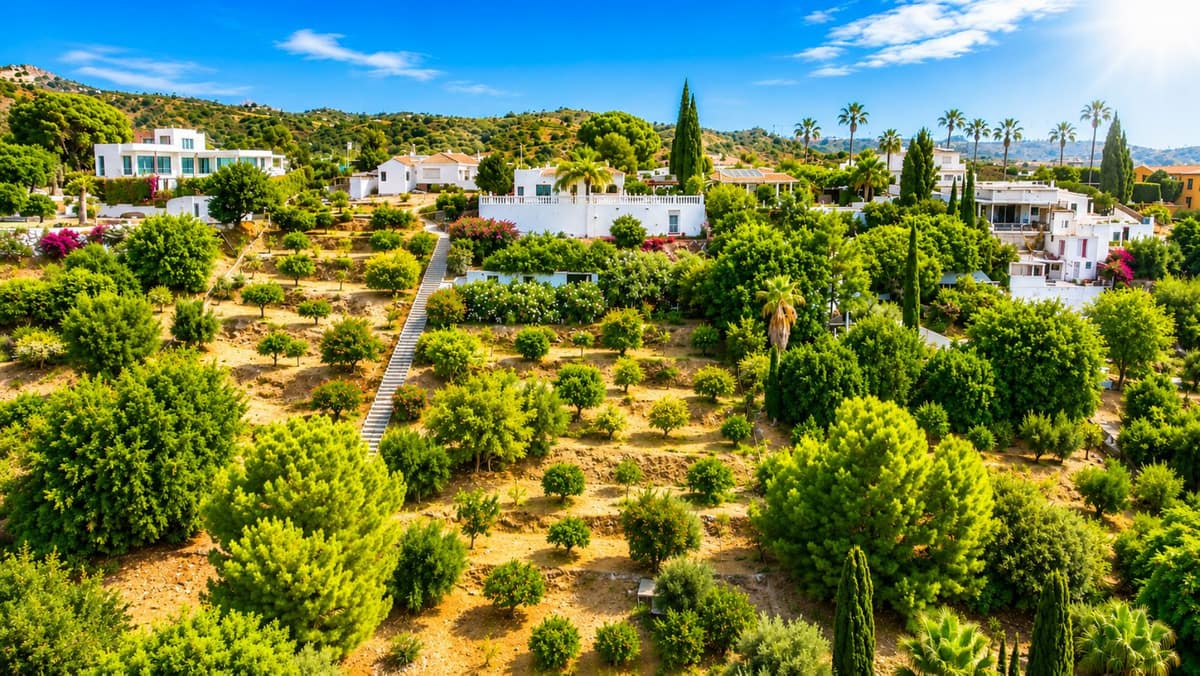 Huis met 3 slaapkamers in Estepona in Estepona - foto 3