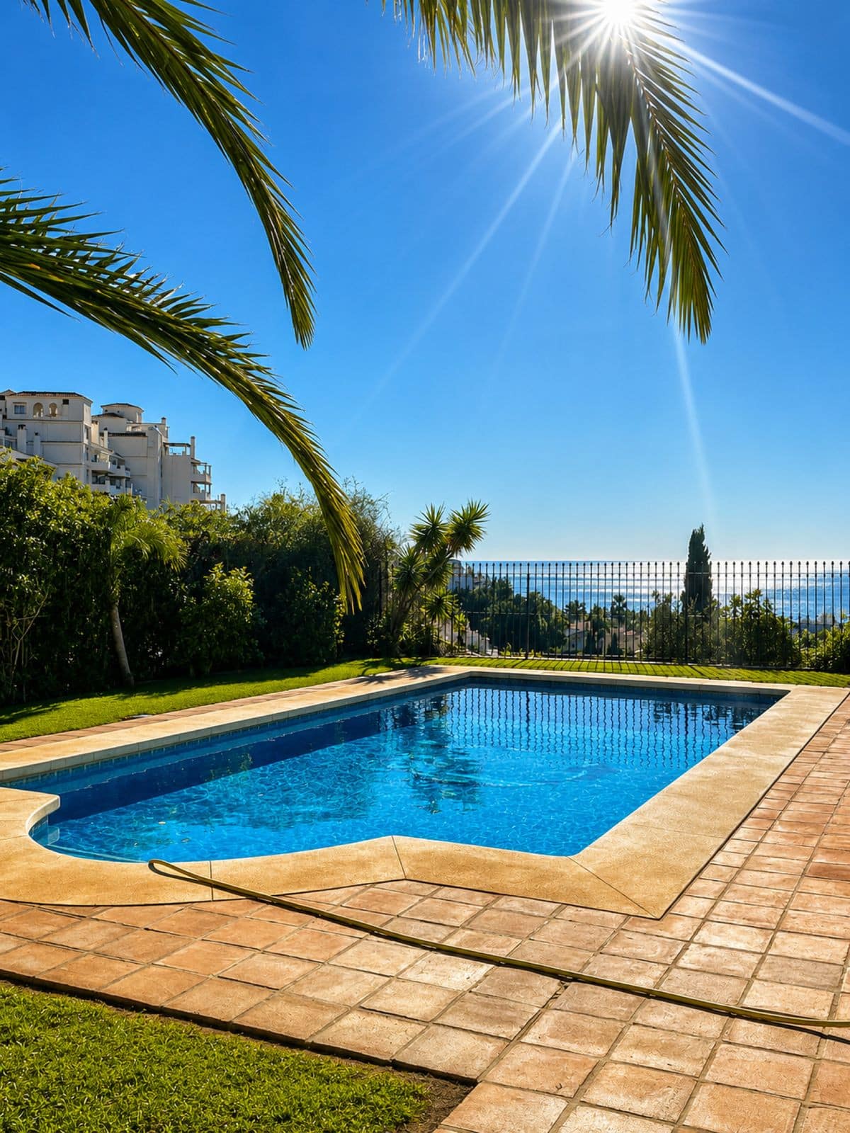 Vrijstaande villa met uitzicht op zee in Calahonda in Calahonda - foto 5