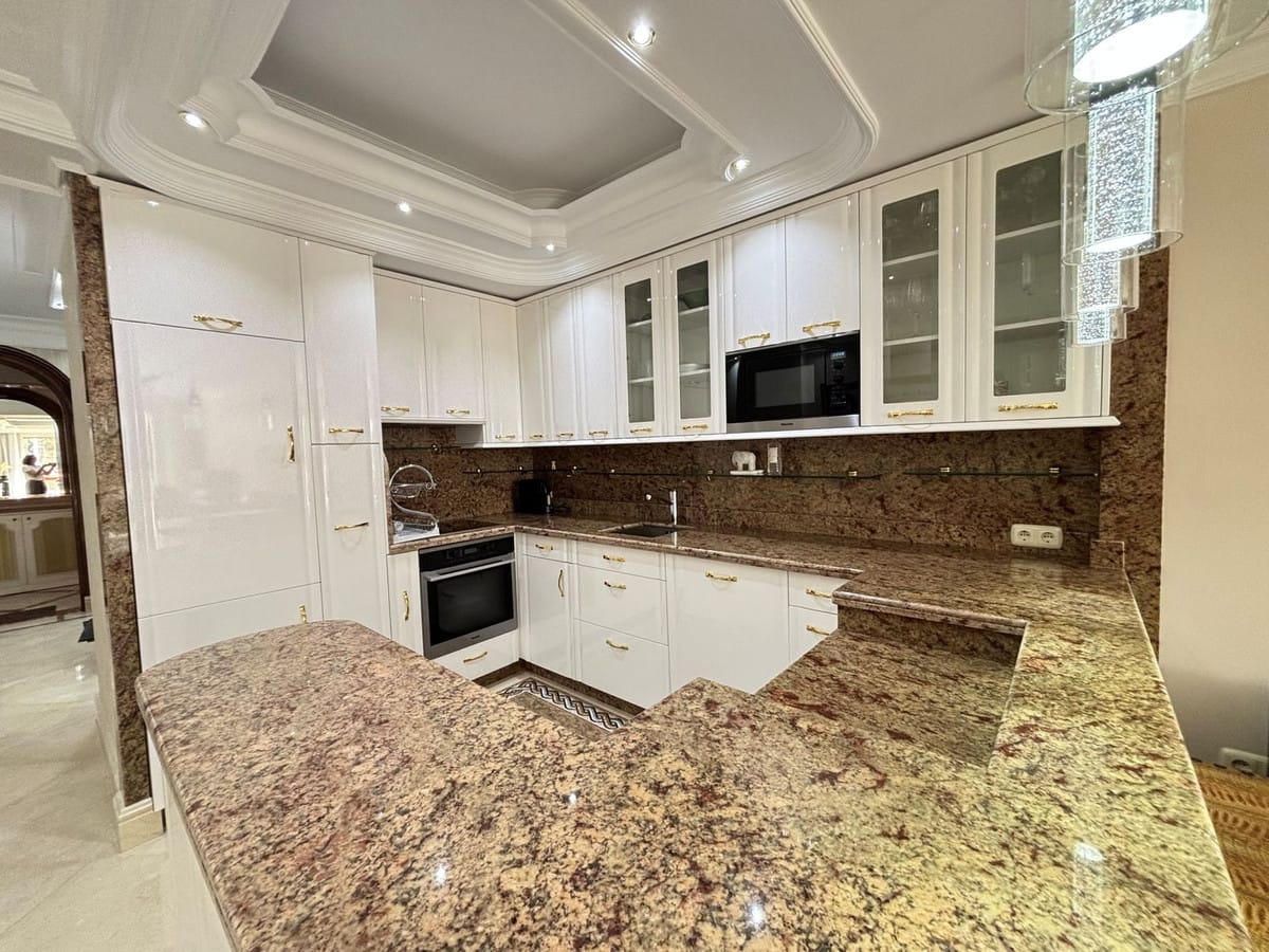 3 bedroom Apartment in Puerto Banús in Puerto Banús - foto 18