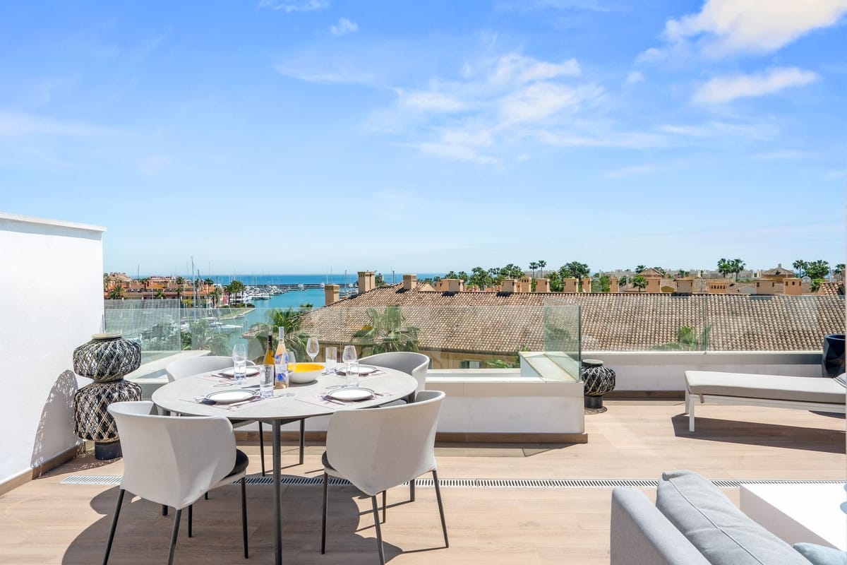 3-slaapkamer penthouse in Sotogrande Puerto in Sotogrande Puerto - foto 2