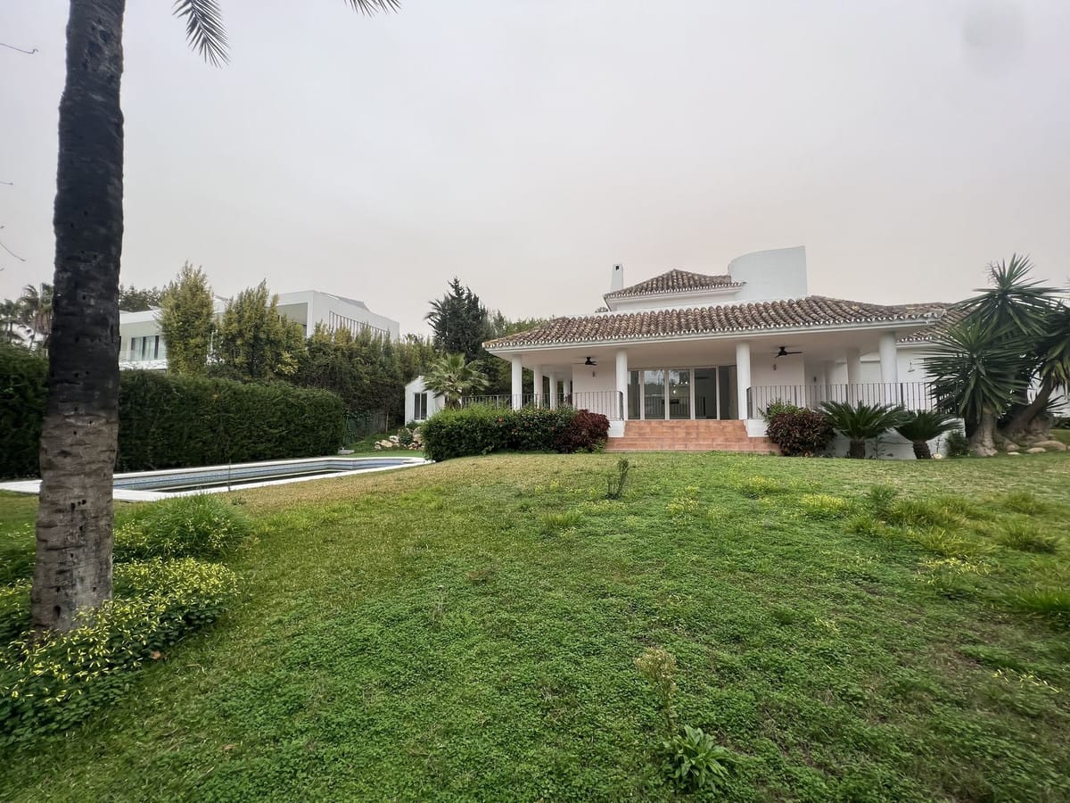 5-slaapkamerhuis in Nueva Andalucía in Nueva Andalucía - foto 13