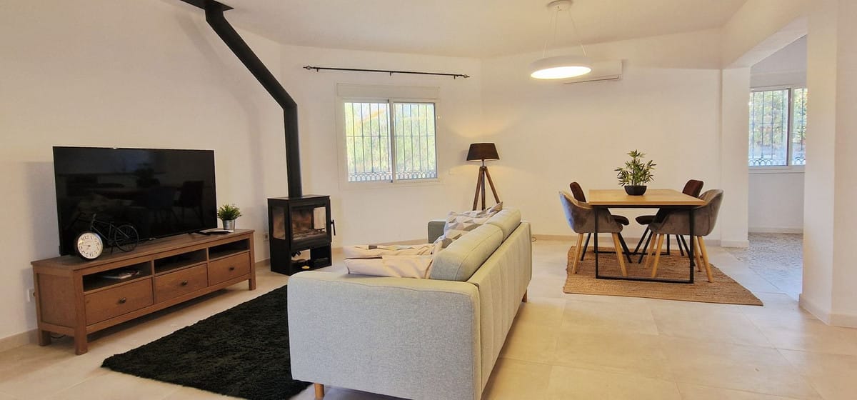 Drie-slaapkamer villa in Arenas in Arenas - foto 11