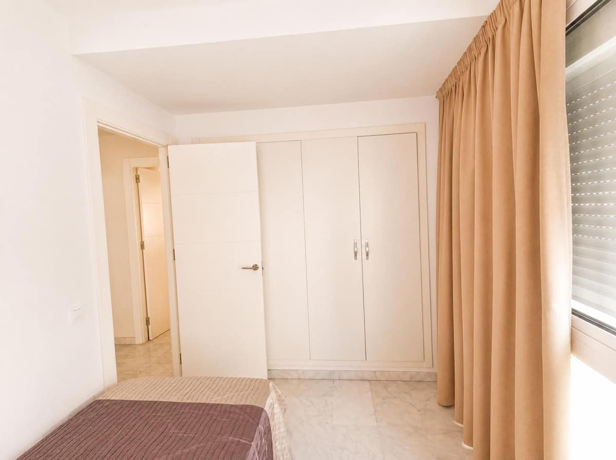 Ruim 3-slaapkamer appartement op de eerste verdieping met lift in Bailén Miraflores in Bailen Miraflores - foto 18
