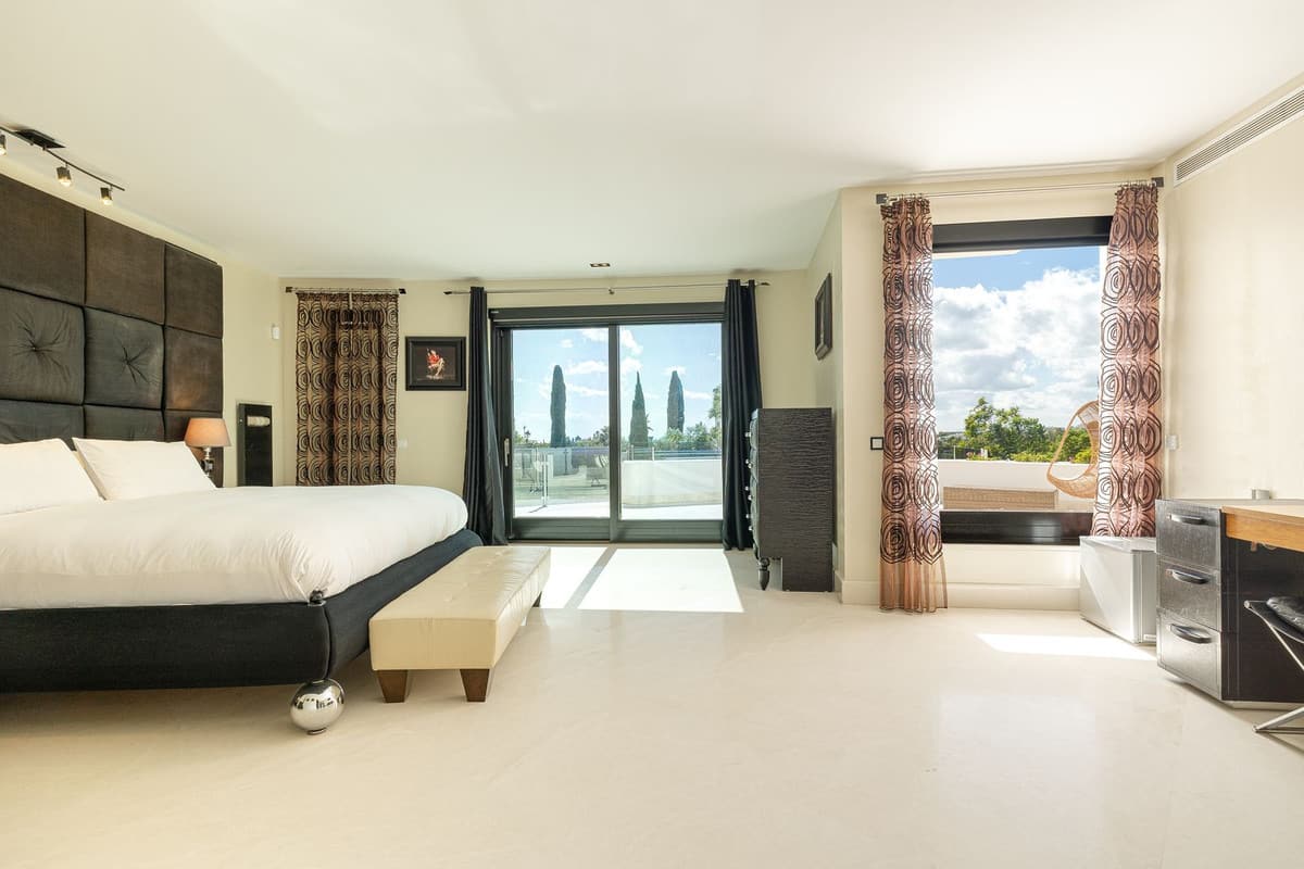 Prachtige 10-slaapkamer villa in Los Flamingos, Benahavís in Los Flamingos - foto 14