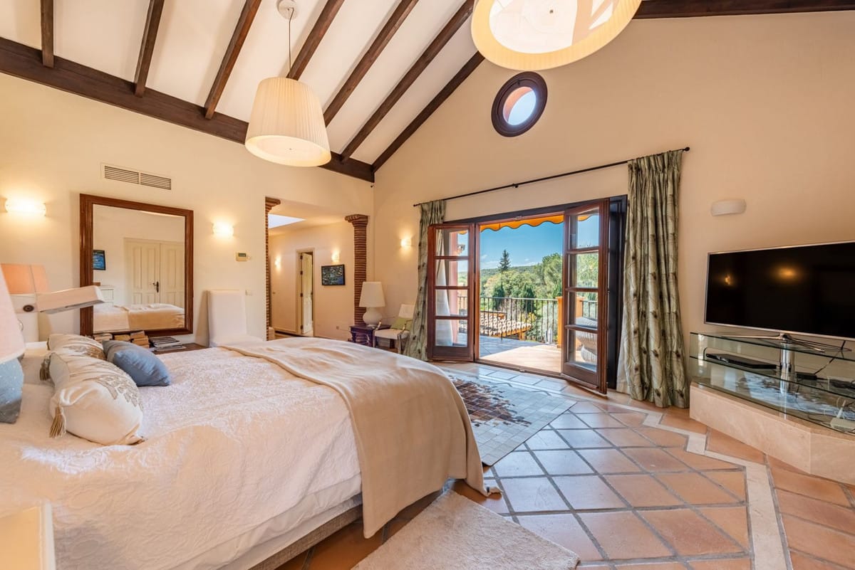 Villa met 4 slaapkamers in El Paraiso, Málaga in El Paraiso - foto 19