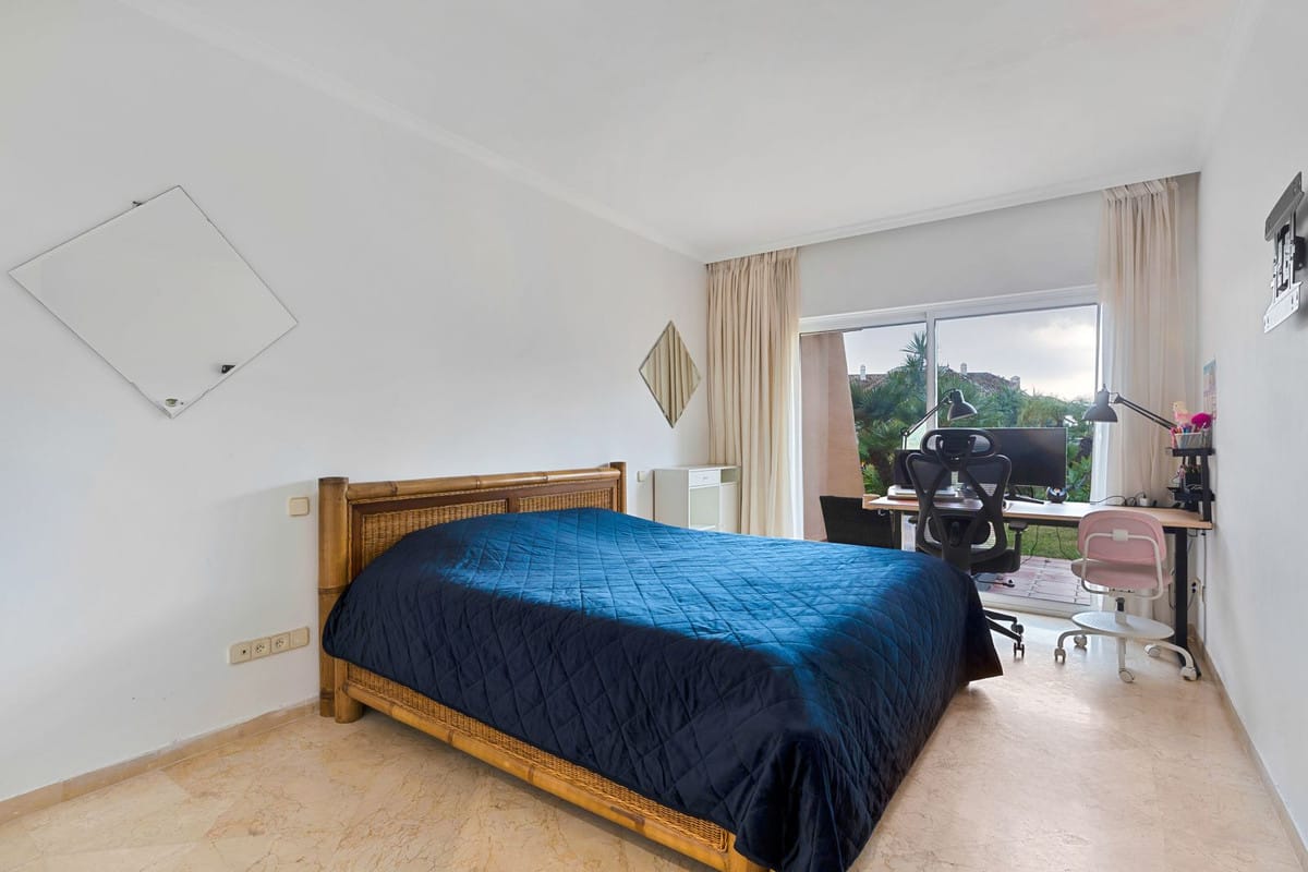 Begane grond appartement met 3 slaapkamers in Sierra Blanca, Marbella in Sierra Blanca - foto 12
