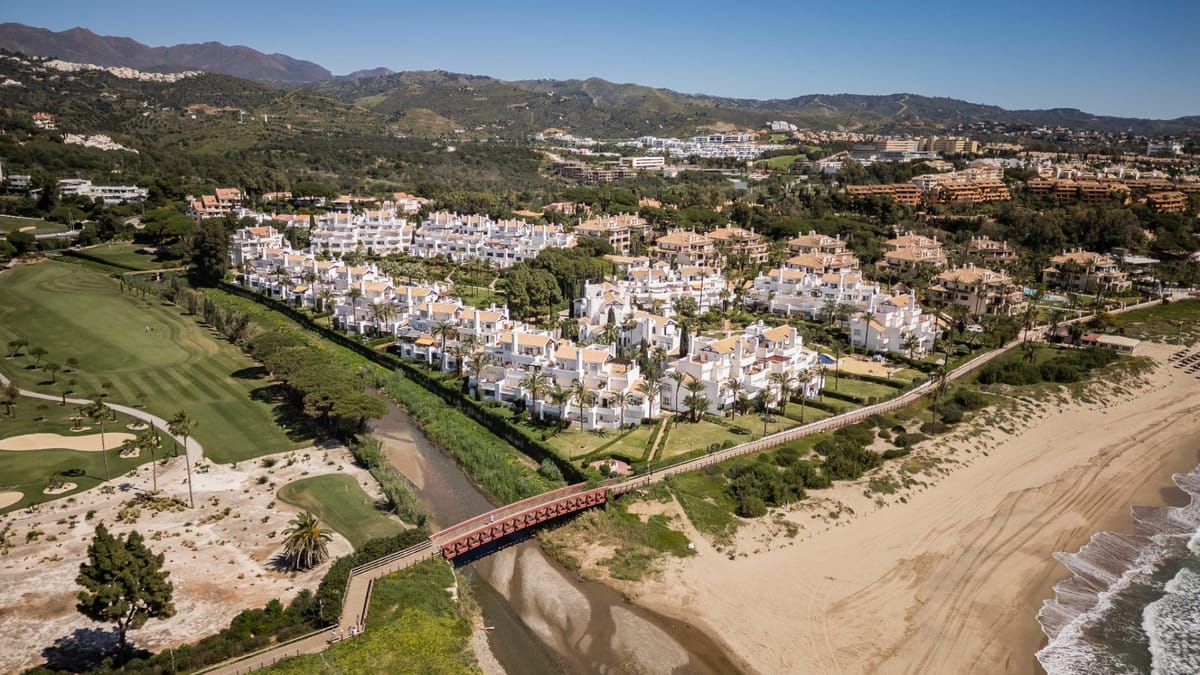 Drie-slaapkamerappartement in Los Monteros in Los Monteros - foto 8