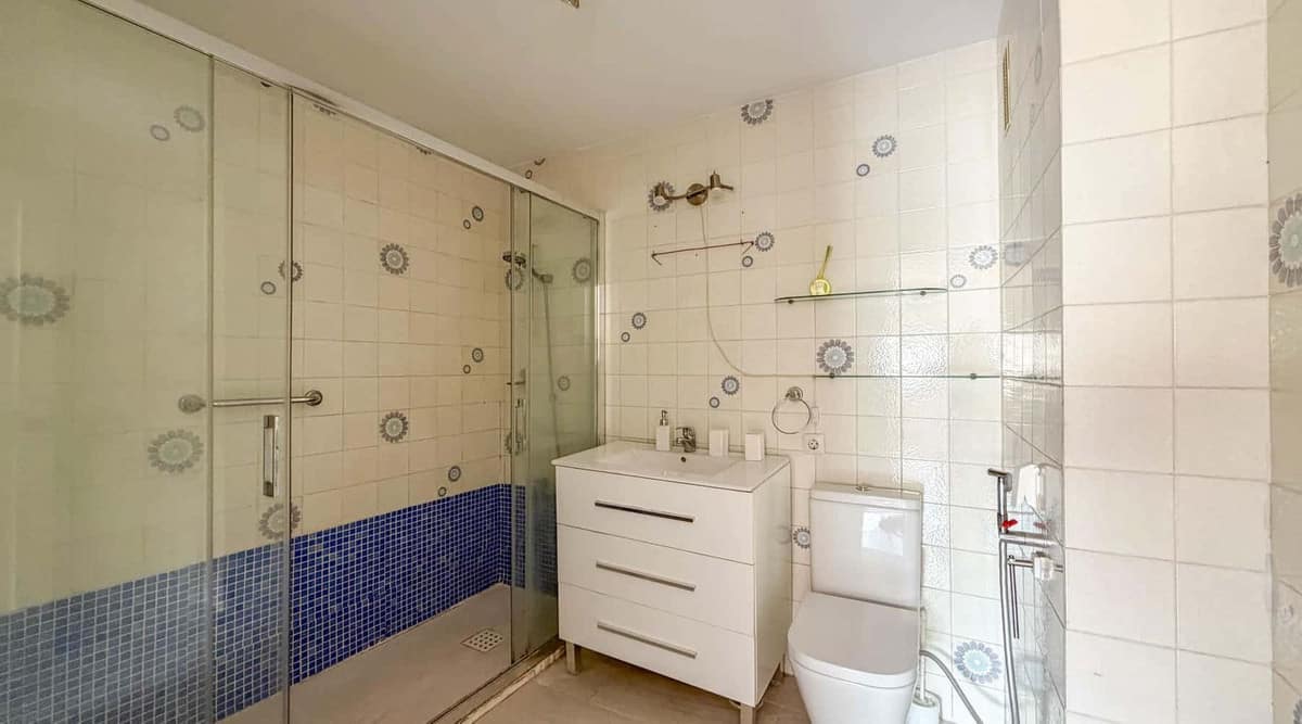 2 bedroom Apartment in Marbella in Marbella - foto 10
