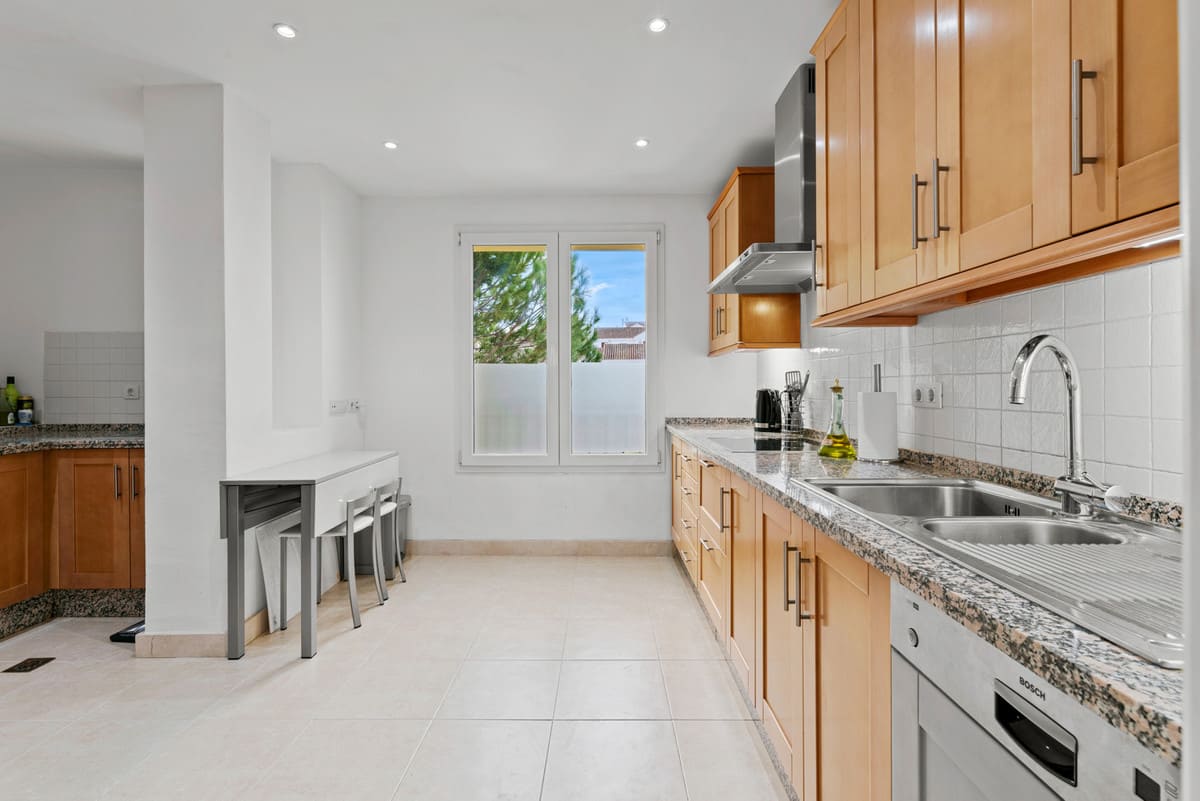 Drie-slaapkamer penthouse in Casares Playa in Casares Playa - foto 17