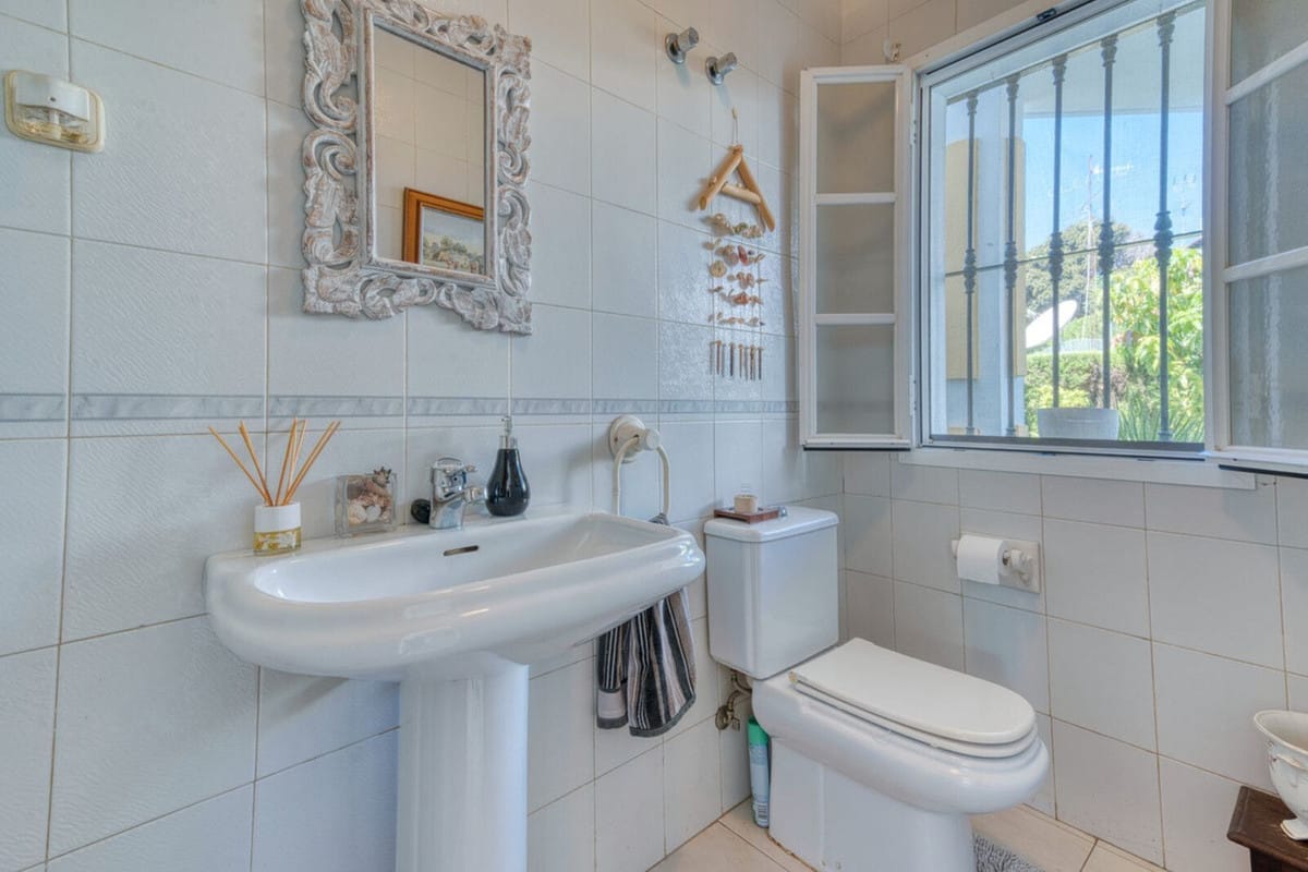 Drie-slaapkamerwoning in Estepona in Estepona - foto 11