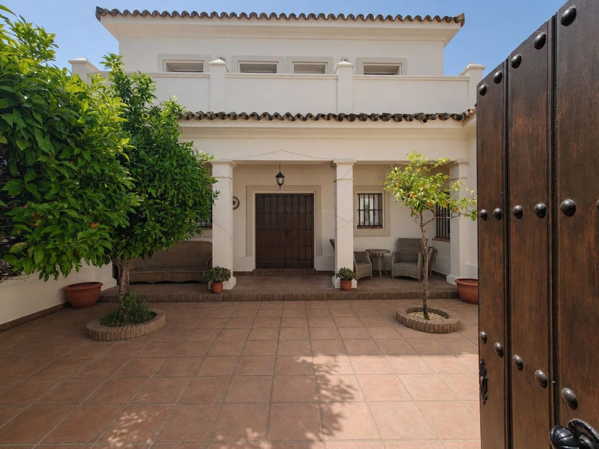 5-slaapkamer villa aan de golfbaan in San Roque Club in San Roque Club - foto 4