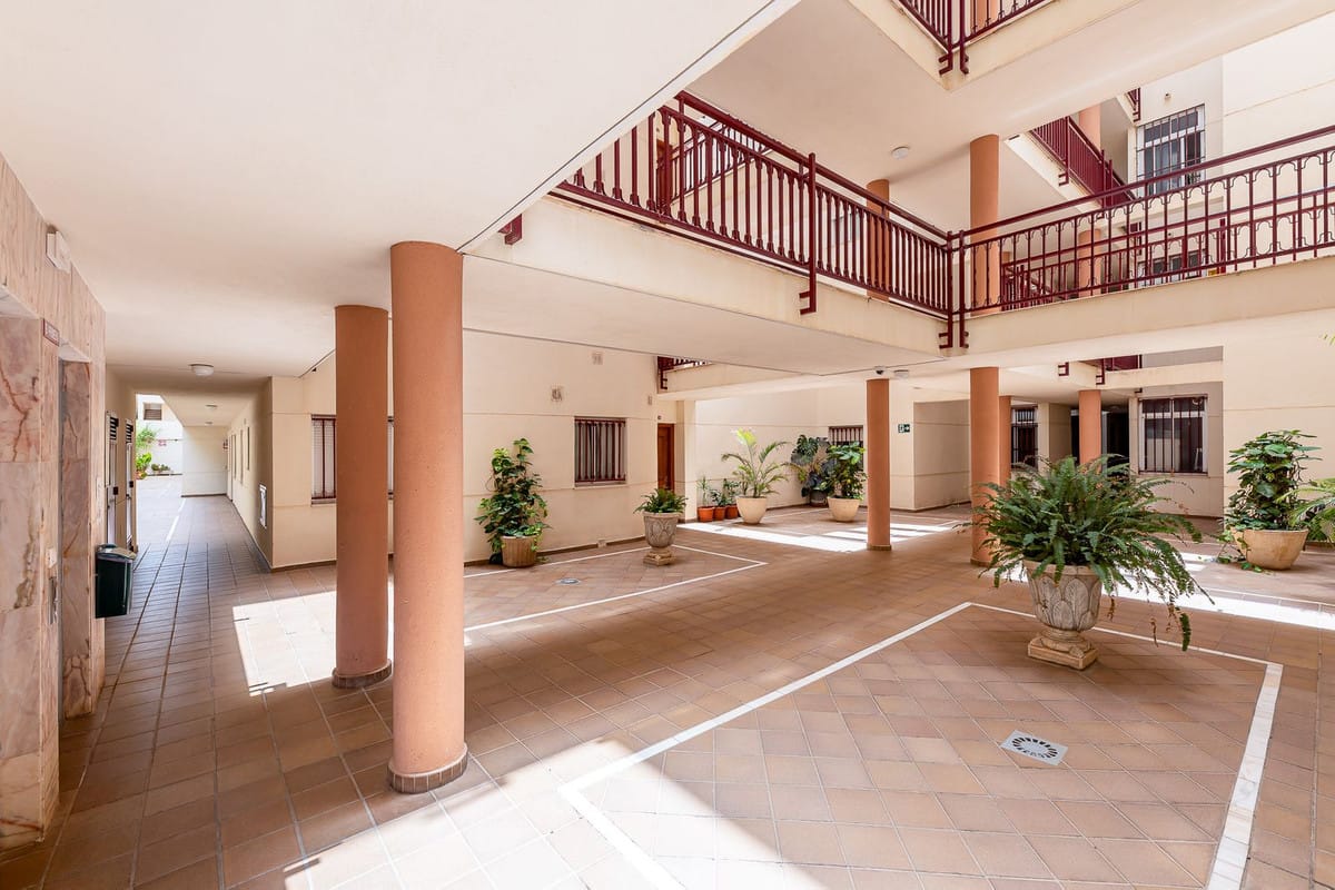 3 bedroom Apartment in Torrequebrada in Torrequebrada - foto 19