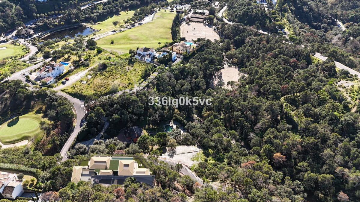 Nieuwbouw 4-slaapkamer villa in Marbella Club Golf Resort, Benahavís in Benahavís - foto 14