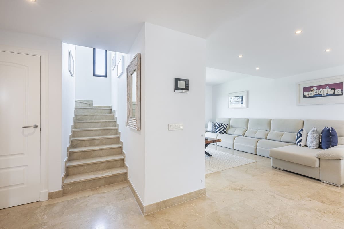 Drie-slaapkamer stadswoning in La Alcaidesa in La Alcaidesa - foto 12