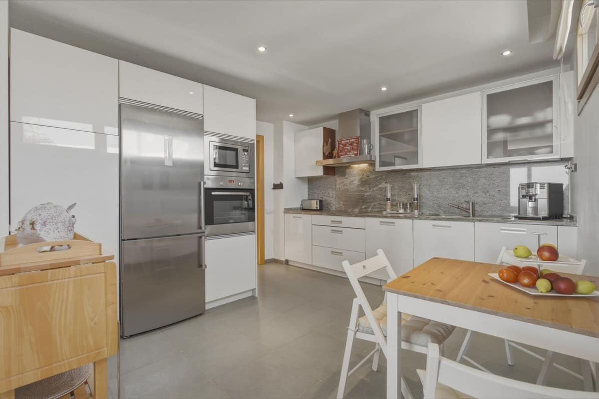 3 bedroom Apartment in Altos De Los Monteros in Altos de los Monteros - foto 7