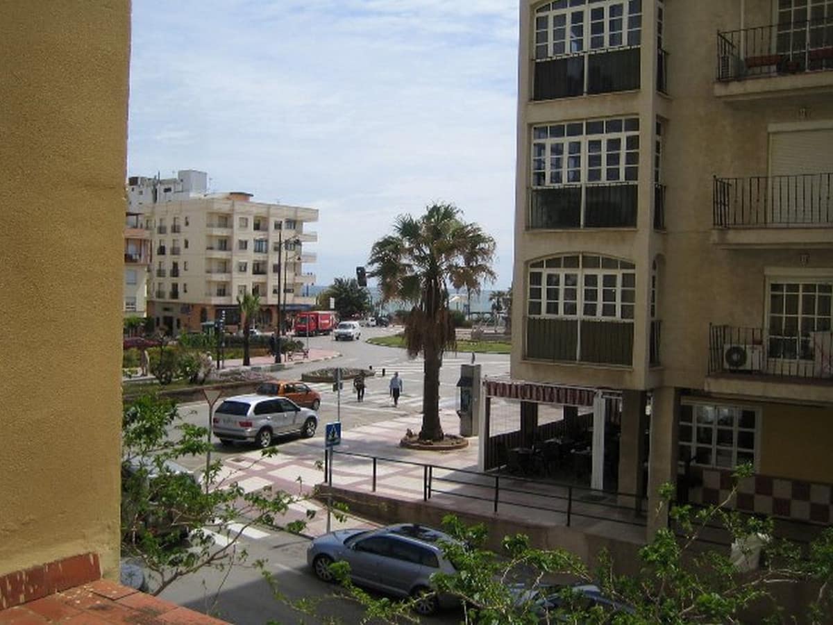 Appartement met 3 slaapkamers in Estepona – Avenida Juan Carlos I in Estepona - foto 6