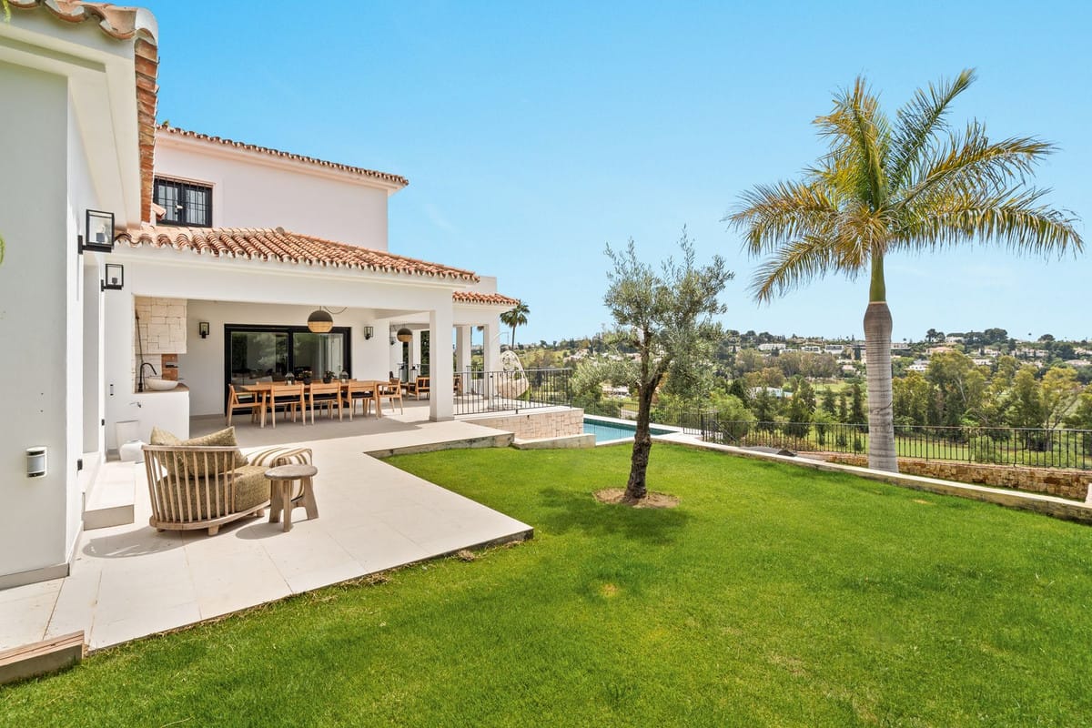 5-slaapkamer frontline golf villa in El Paraiso in El Paraiso - foto 7