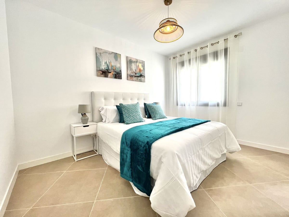 Drie-slaapkamer stadswoning in Estepona – El Paraiso-Residencial Agra in Estepona - foto 8