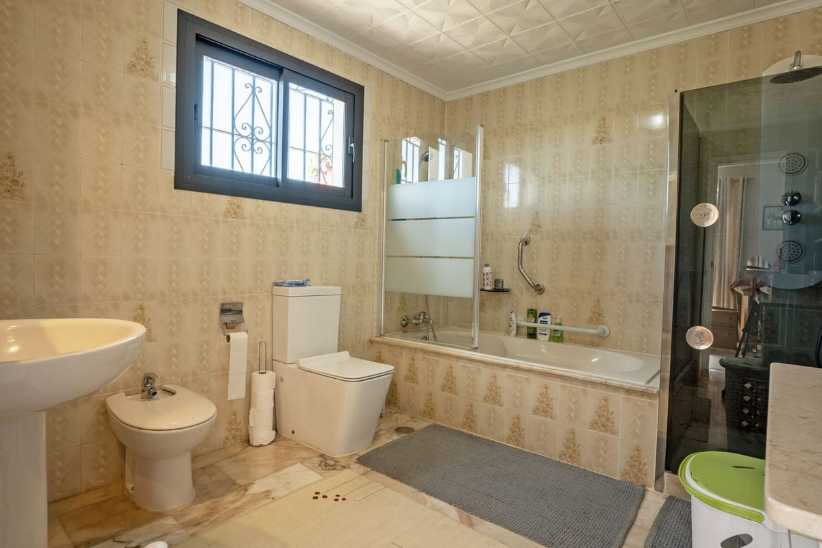 6-slaapkamer villa in Mijas Costa in Mijas Costa - foto 13