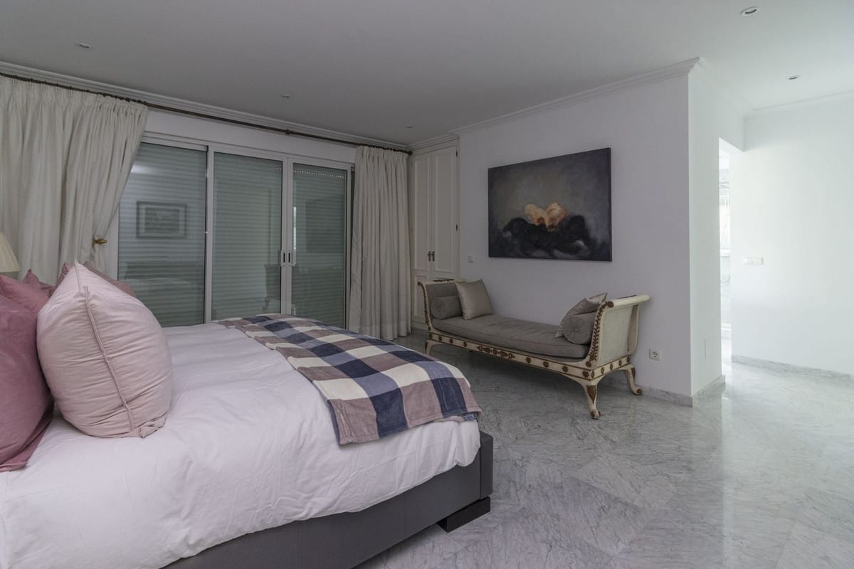 Luxe villa met 5 slaapkamers in Los Monteros Playa in Los Monteros - foto 12