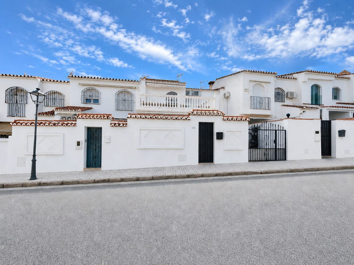 Stadswoning met 3 slaapkamers in Alhaurín de la Torre in Alhaurín de la Torre - foto 2