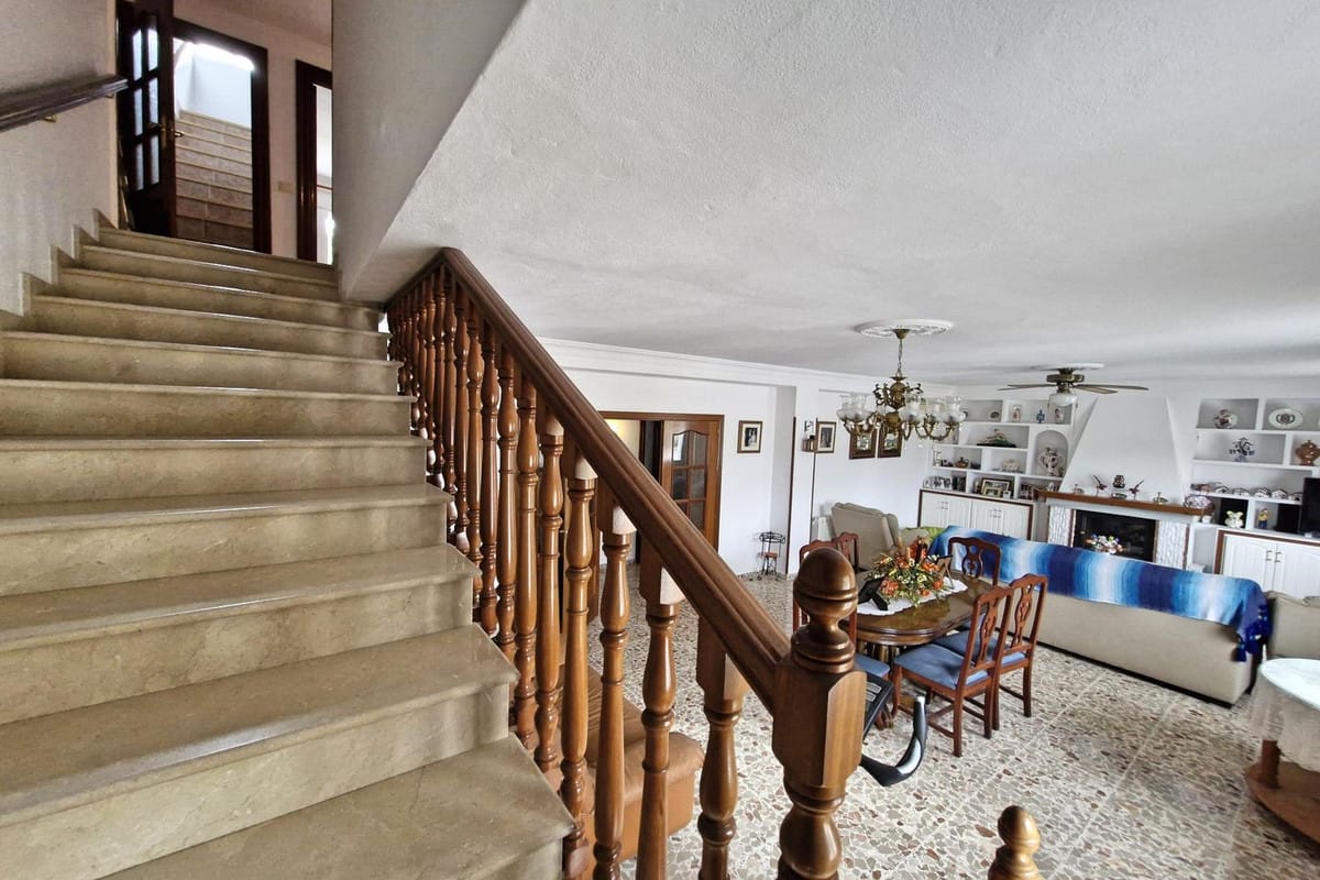 7-slaapkamerwoning in Guaro, Málaga in Guaro - foto 18