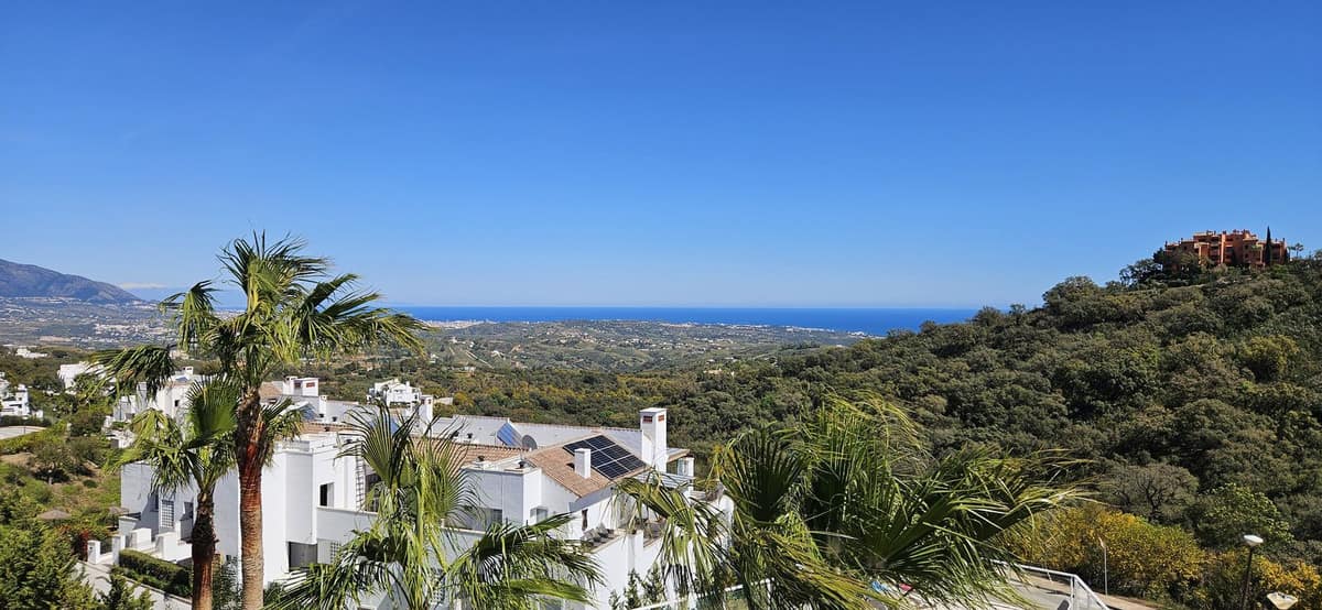 Panoramisch zeezicht penthouse op één niveau in La Mairena in La Mairena - foto 16