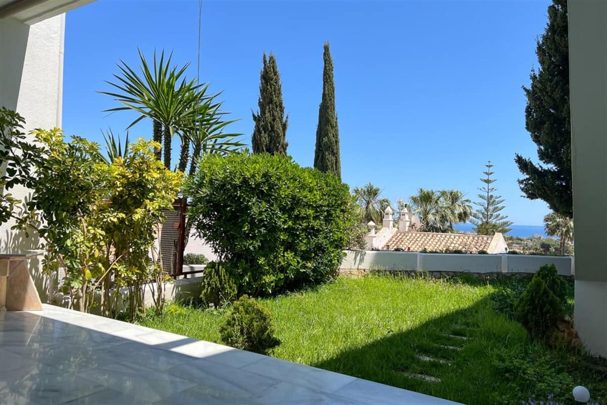 Stadswoning met 4 slaapkamers in Calahonda in Calahonda - foto 16