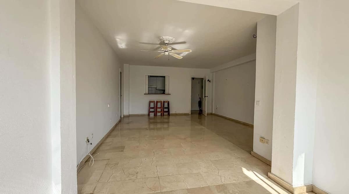 2 bedroom Apartment in Marbella in Marbella - foto 3