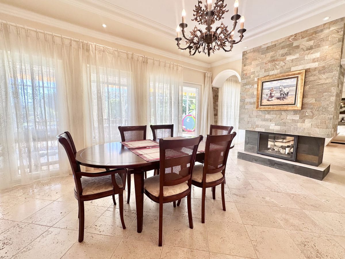 Villa met 6 slaapkamers in El Rosario, Málaga in El Rosario - foto 11