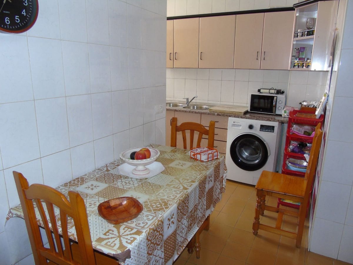 3 bedroom Apartment in Fuengirola in Fuengirola - foto 8