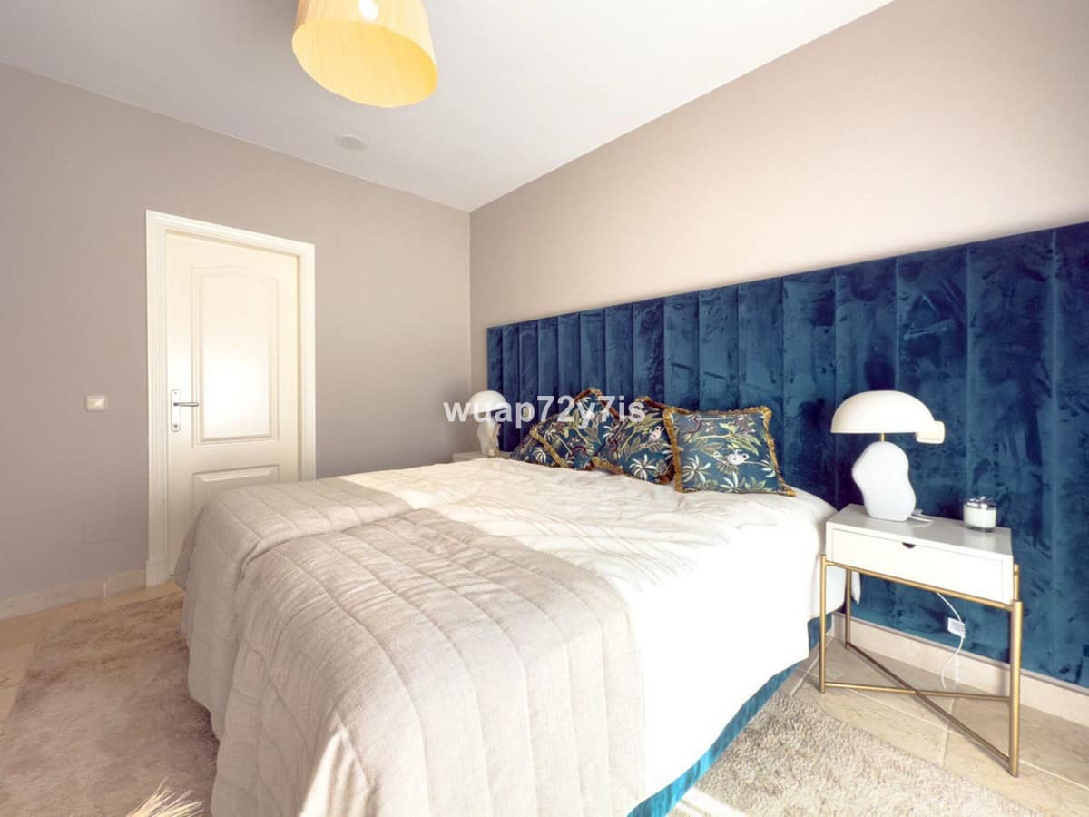 Begane grond appartement met 3 slaapkamers in Benatalaya, Estepona in Estepona - foto 15
