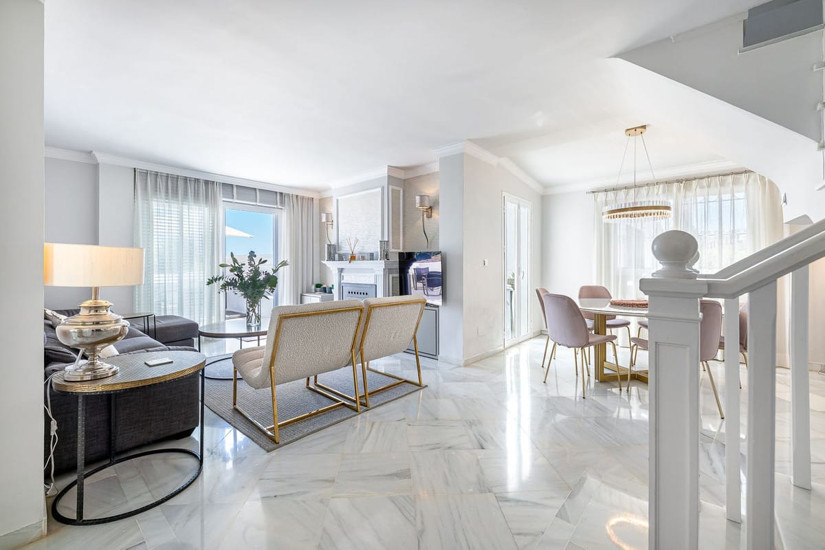 Drie-slaapkamerwoning in Nueva Andalucía in Nueva Andalucía - foto 5