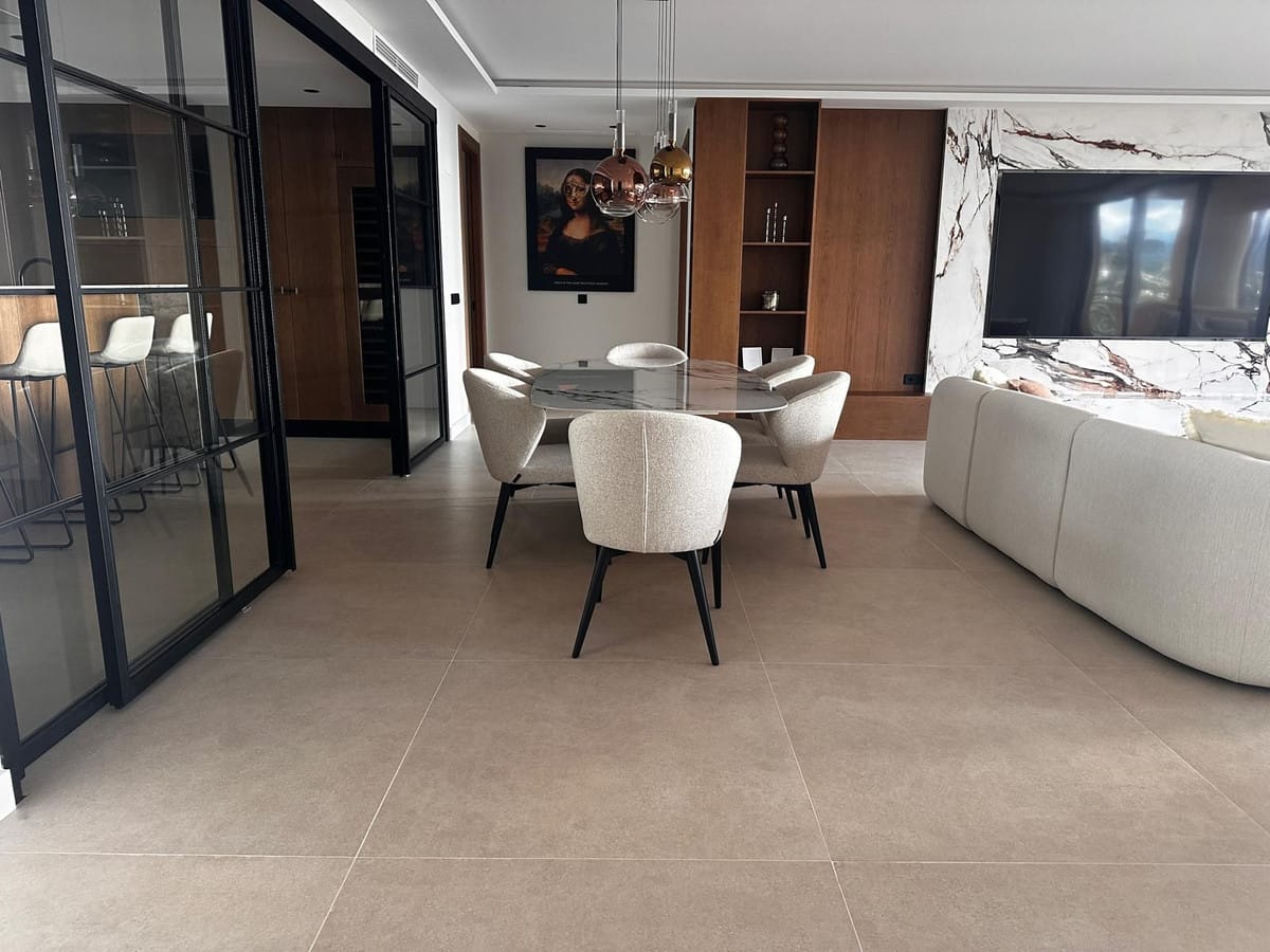 Drie-slaapkamerappartement in Nueva Andalucía in Nueva Andalucía - foto 12