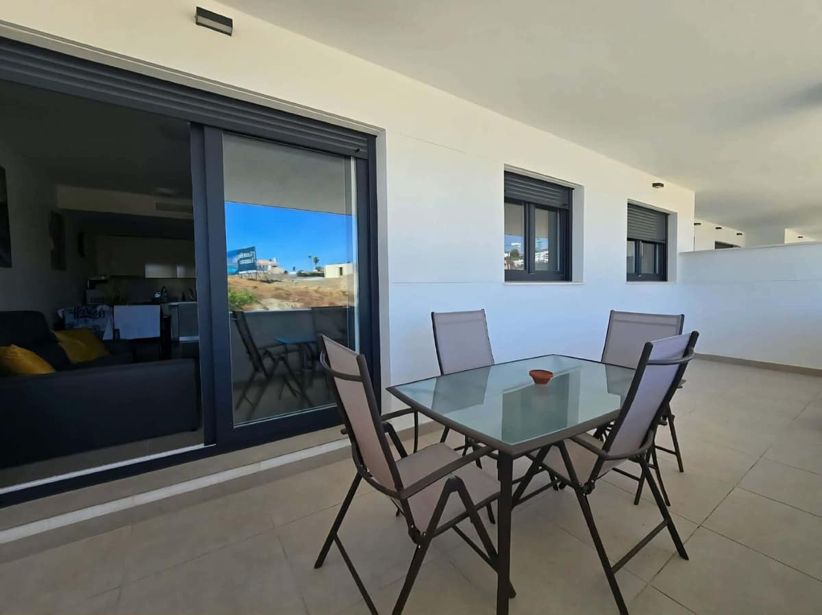 2 bedroom Apartment in Estepona in Estepona - foto 2