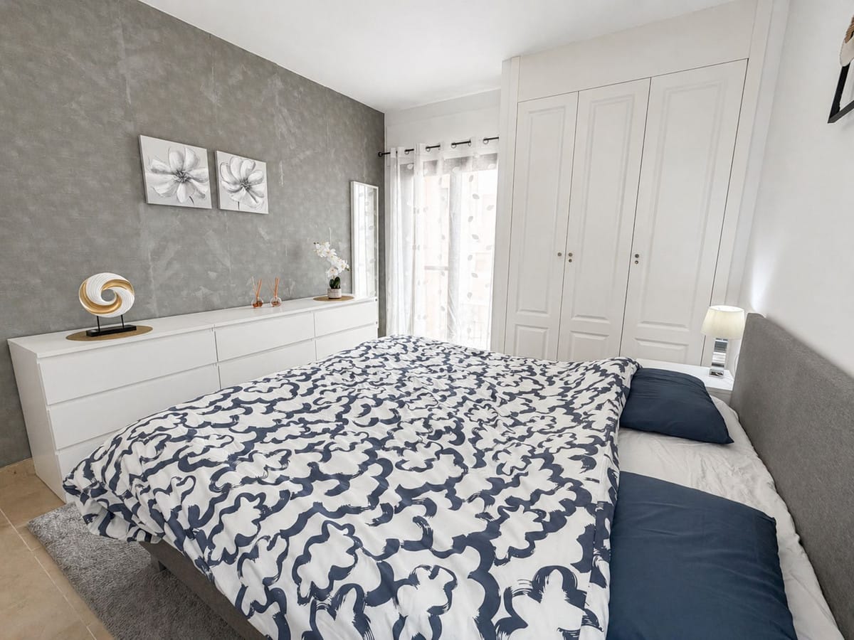 Drie-slaapkamerappartement in La Duquesa in La Duquesa - foto 16