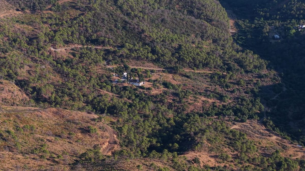 Kavel in Estepona – 615.000 m² historisch landgoed met drie kavels in Estepona - foto 4